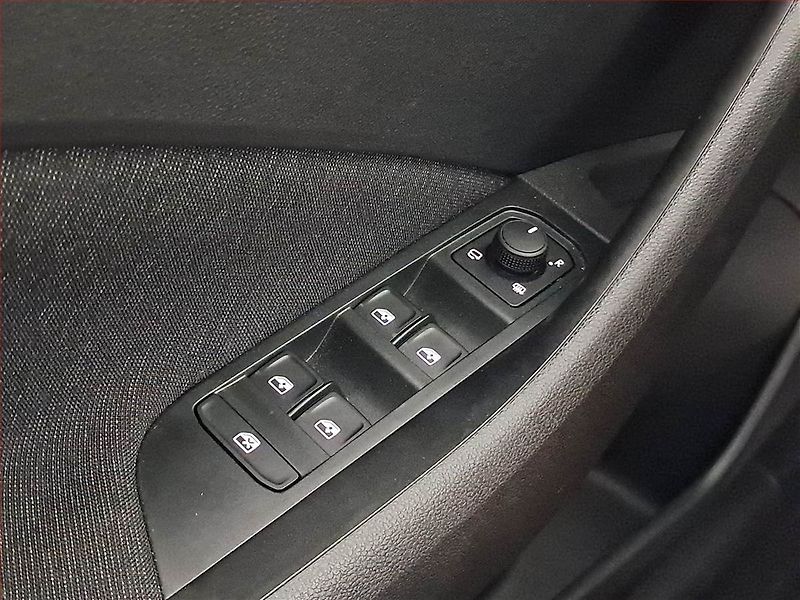 Škoda Scala (2023) Style 1.0 TSI, Automat, ČR - fotka 18 z 19