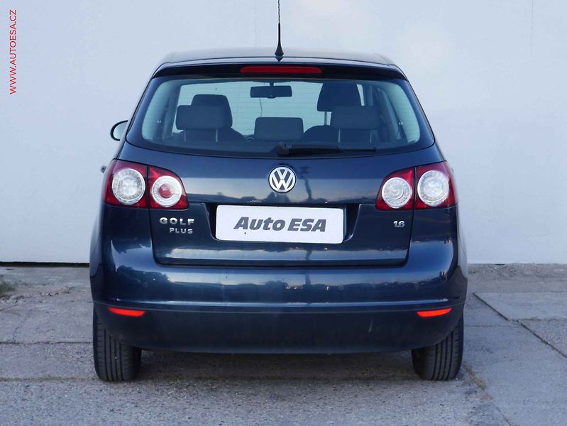 Volkswagen Golf Plus (2007) 1.6i, Klima - fotka 5 z 17