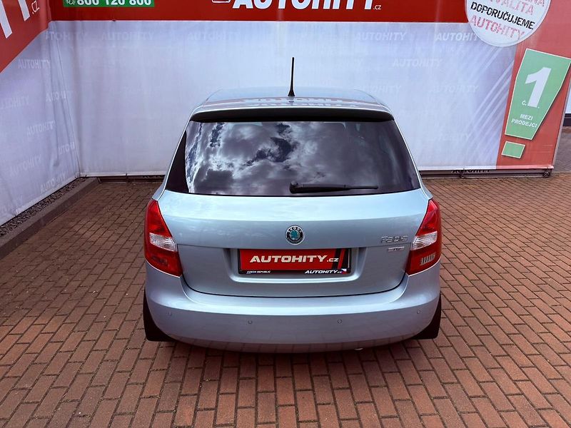 Škoda Fabia 1.2 TSi Elegance, ČR, Serviska - fotka 7 z 24