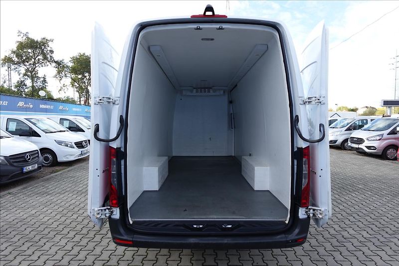 Mercedes-Benz Sprinter 3,0 CDI  319 CDI CHLAĎÁK KLIMA - fotka 10 z 31