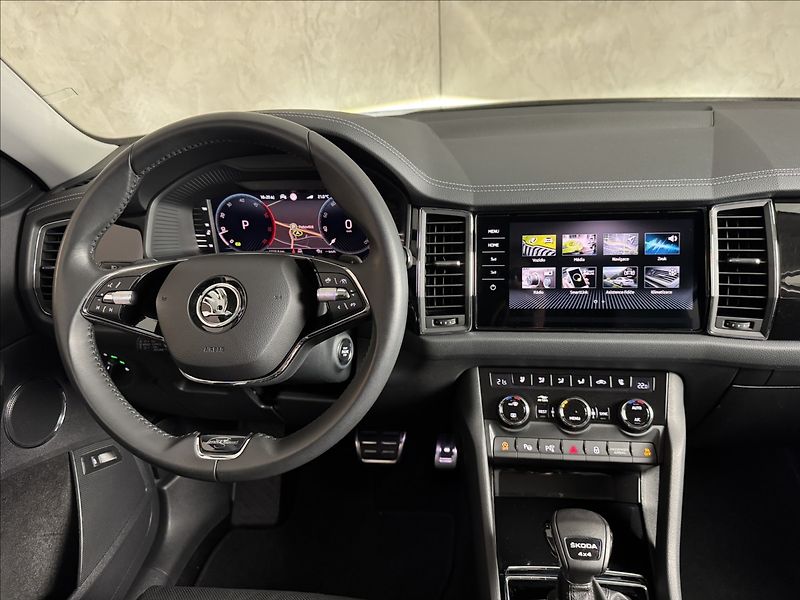 Škoda Kodiaq 2,0 TDi  DSG 4x4 L&K Virtual L - fotka 20 z 50
