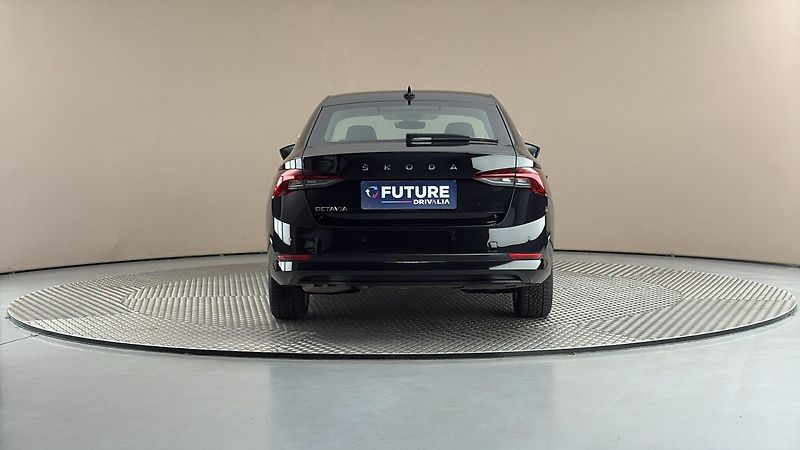 Škoda Octavia 2.0 TDI DSG 4x4 Style - fotka 5 z 25