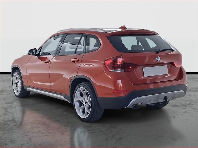 BMW X1 (2012) M Sport xDrive20d, 4X4 - fotka 4 z 24