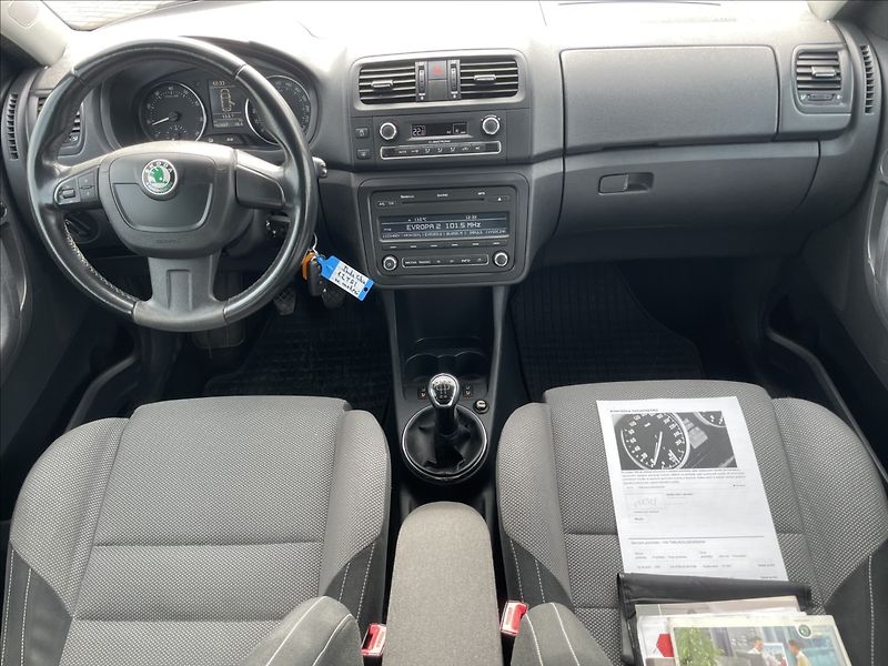 Škoda Fabia 1,2 TSi 77kw Klimatronic ESP T - fotka 11 z 32
