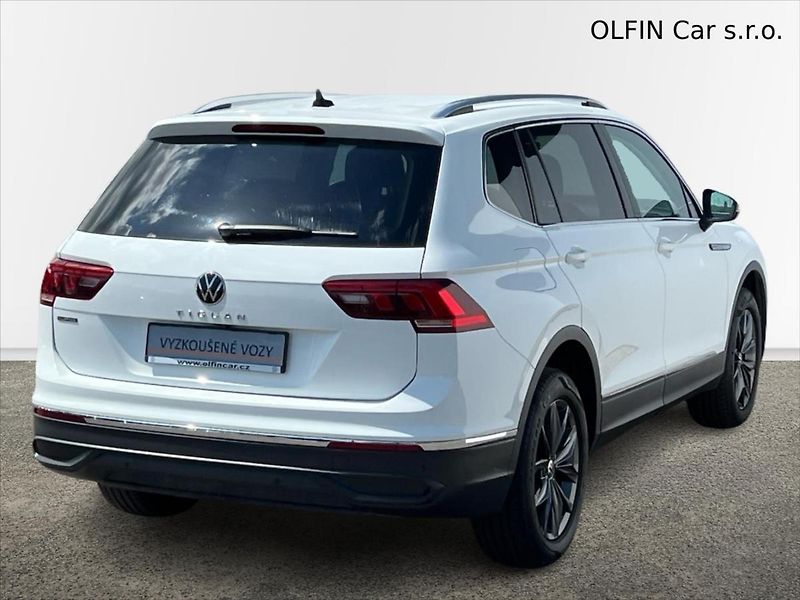 Volkswagen Tiguan Allspace 1,5 TSi 110kW LIFE - fotka 2 z 26