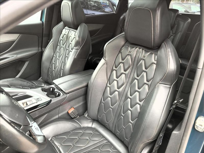 Peugeot 5008 2,0 zálohováno - fotka 8 z 50