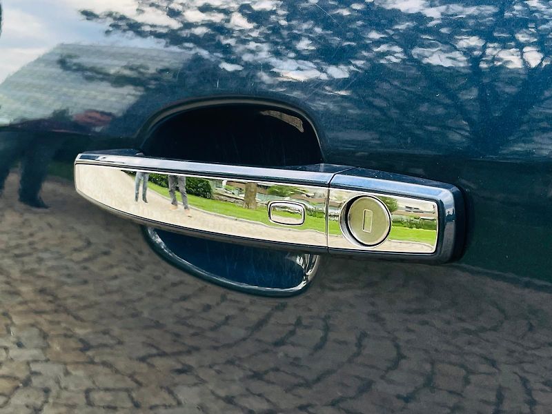 Opel Insignia 2.0CDTi 4x4 AUTOMAT SERVISKA - fotka 53 z 53
