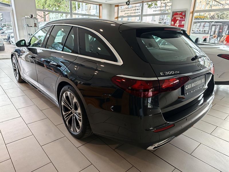 Mercedes-Benz Třídy E 300de 4M Avantgarde kombi - fotka 7 z 30