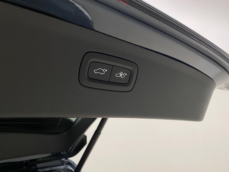 Volvo XC90 (2026) T8 AWD Plug-in BRIGHT ULTRA - fotka 22 z 75