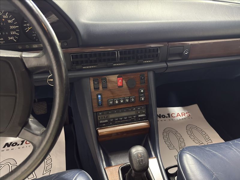 Mercedes-Benz Třídy S 3,0   SE 300 W126 V6 ŠPANĚLSKO - fotka 10 z 37