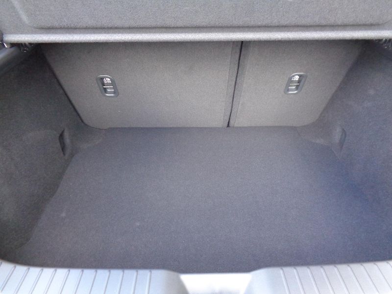 Mazda 3 (2026) 2,5 140 PS, Center-line, AKCE! - fotka 22 z 25