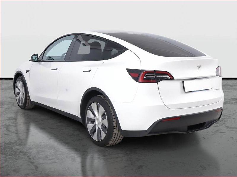 Tesla Model Y (2022) Long Range AWD 79kWh, SoH 91% - fotka 4 z 23