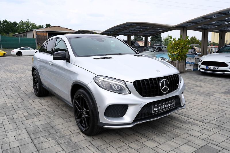 Mercedes-Benz GLE 43 AMG 4Matic/9AT/370PS/DPH - fotka 8 z 43