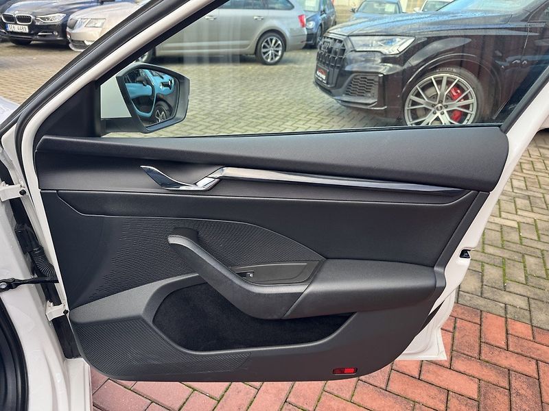 Škoda Octavia (2020) 2.0TDi LED Digi Klima - fotka 17 z 50
