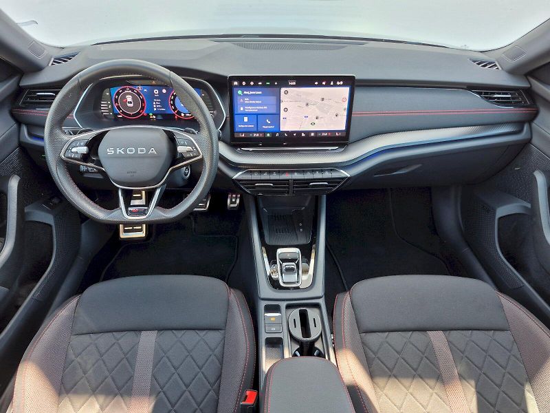 Škoda Octavia (2025) RS 2.0 TSI 195kW - fotka 5 z 33