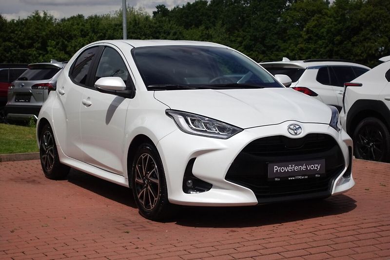 Toyota Yaris 1.5TNGA 125 - 1 CVT  Comfort T - fotka 3 z 28