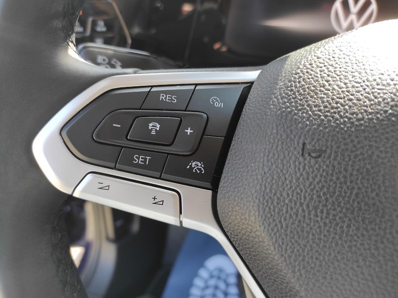 Volkswagen Golf 2,0TDi 110kW, Style, ČR, - fotka 31 z 59