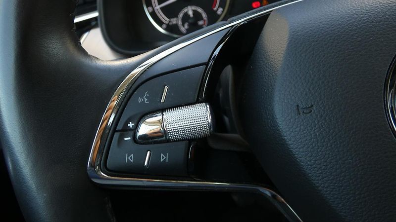 Škoda Scala 1.0 TSI Style - fotka 11 z 24