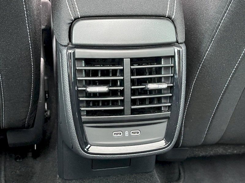 Škoda Scala (2026) 1.5 TSI 110 kW Monte Carlo - fotka 26 z 35