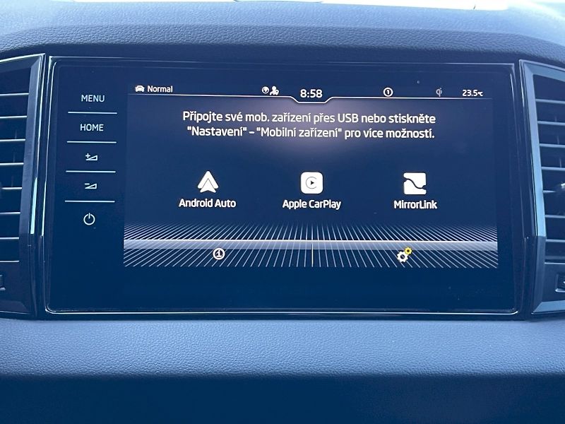 Škoda Karoq (2023) 1.5 TSI 110kW DSG Sportline Ex - fotka 18 z 35