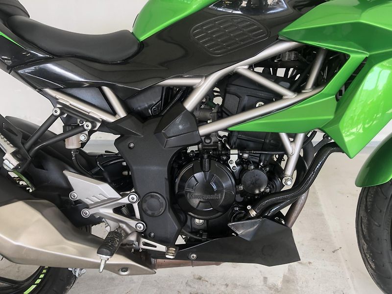 Kawasaki Z 125 ABS - fotka 16 z 18