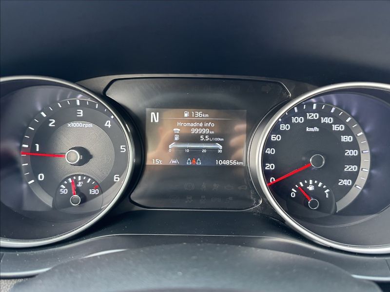 Kia Ceed 1,6 CRDi SW FRESH DPH 1.maj ČR - fotka 27 z 50