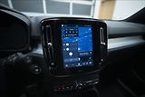 Volvo XC40 2,0 B3 NAVI KAMERA 360° TAŽNÉ - náhled 31