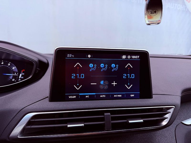 Peugeot 5008 1.6 PureTech Allure, Serviska - fotka 22 z 36