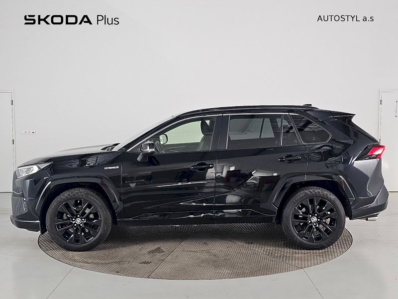 Toyota RAV4 (2021) 2.5HEV 4x4 222k JBL BLACK EDIT - fotka 3 z 34