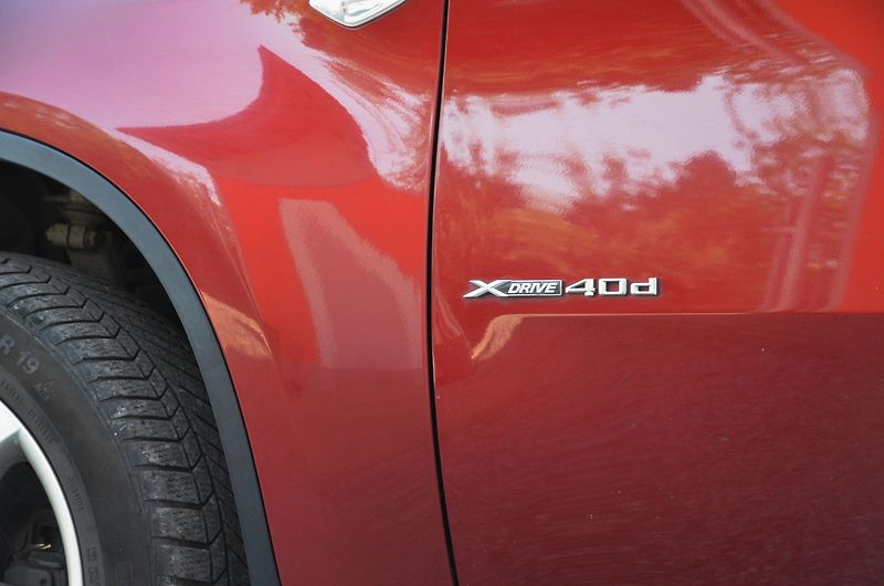 BMW X6 (2013) xDrive 40d 225kW / ČR - fotka 10 z 37