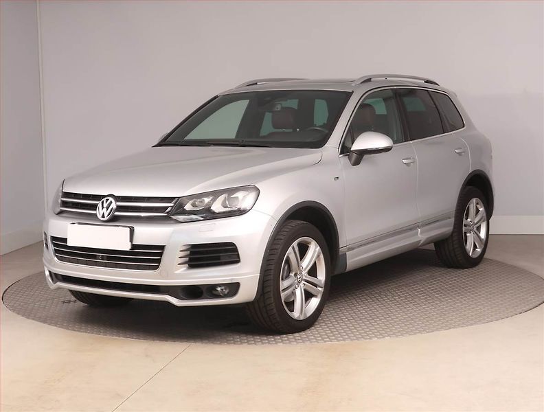 Volkswagen Touareg (2013) 3.0 TDI, 4X4, Automat, Navi - fotka 2 z 18