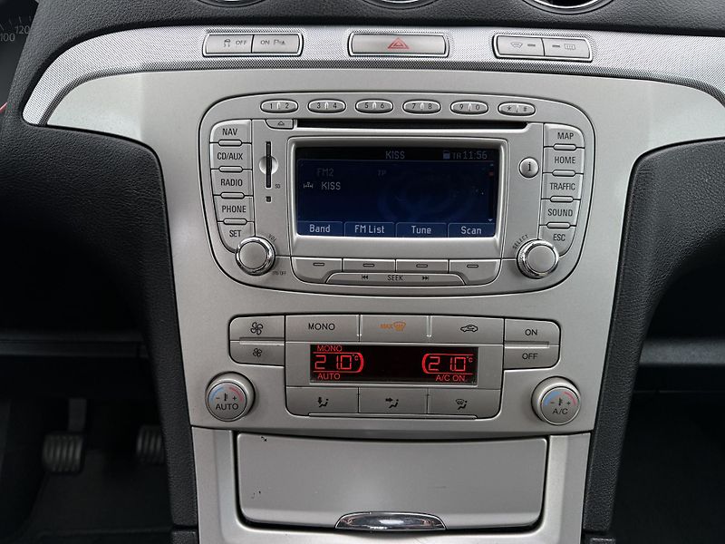 Ford S-MAX 1.8TDCi 92kW - fotka 12 z 18