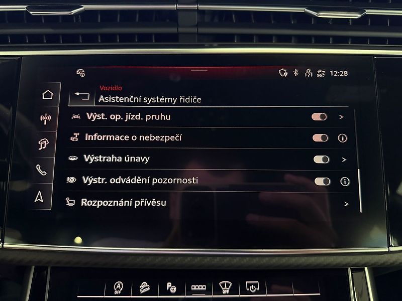Audi Q8 50TDI QUATTRO S-LINE, WEBASTO, - fotka 23 z 38