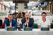 Výstava závodních aut Škoda v OC Olympia.