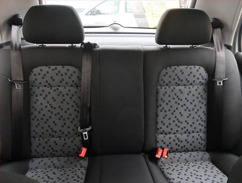 Škoda Fabia (2006) 1.2, jezdí dobře - fotka 10 z 15
