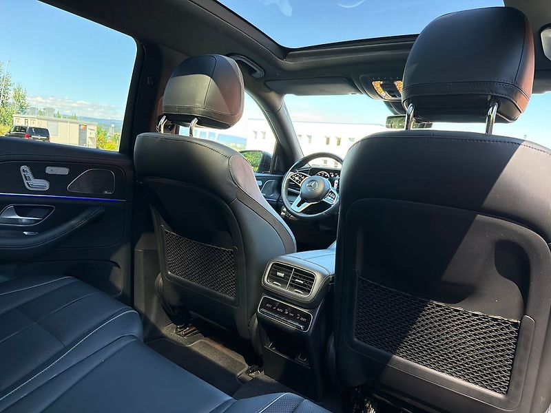 Mercedes-Benz GLS 400d AMG 4MATIC - fotka 29 z 40