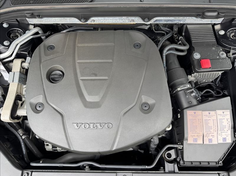 Volvo S90 2,0 D5 AWD INSCRIPTION DPH ČR - fotka 44 z 50