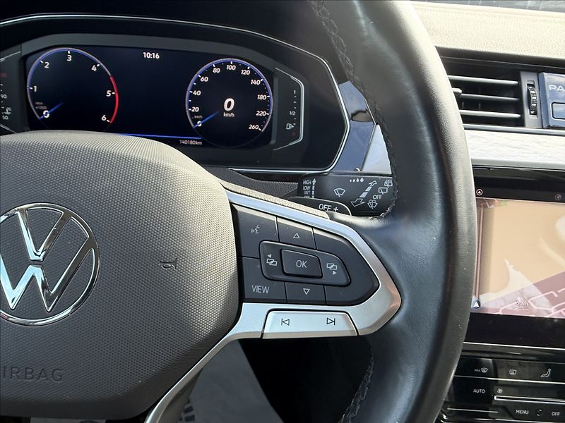 Volkswagen Passat 2.0 TDI Business/Virtual - fotka 15 z 26