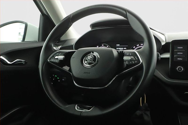 Škoda Fabia (2023) 1.0 TSI, ČR,1.maj, Tempomat - fotka 12 z 14