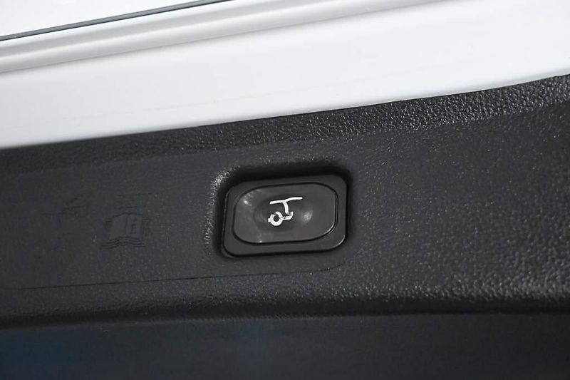Ford S-MAX (2022) 2.0 140KW LED ACC SONY Tažné 8 - fotka 22 z 37