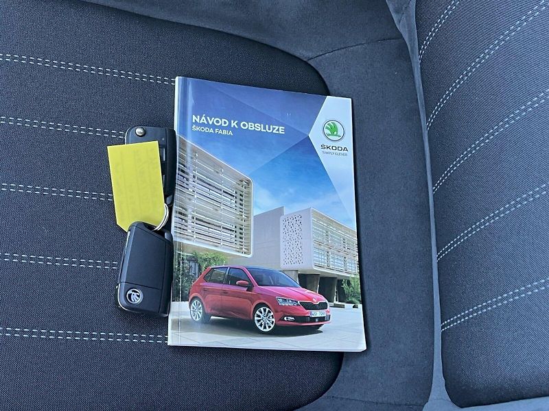 Škoda Fabia (2021) 1.0 TSI 70kW Style Plus combi - fotka 30 z 30