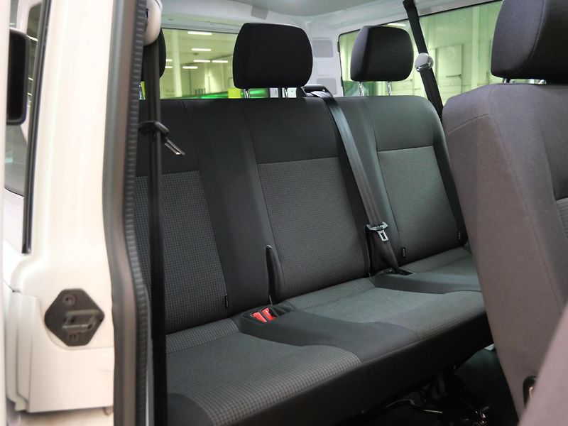 Volkswagen Transporter - fotka 24 z 26