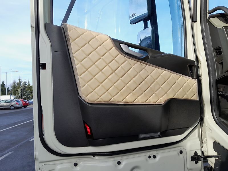 Volvo FH 460 LowDeck - fotka 10 z 37