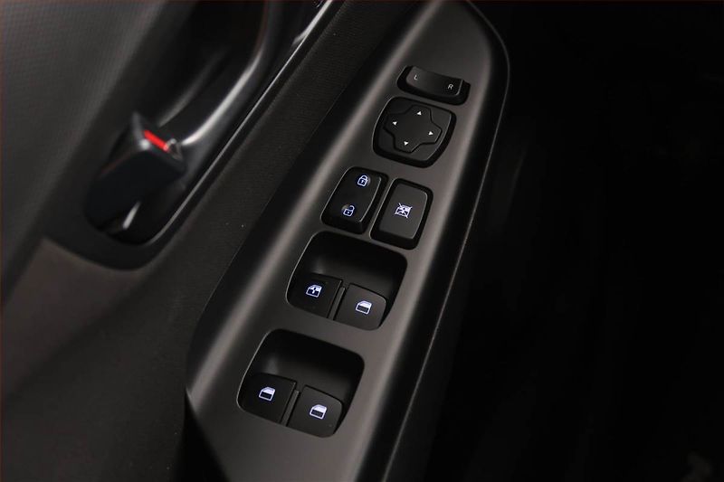 Hyundai Kona (2022) N-Line 1.0 T-GDI, Serv.kniha - fotka 15 z 18