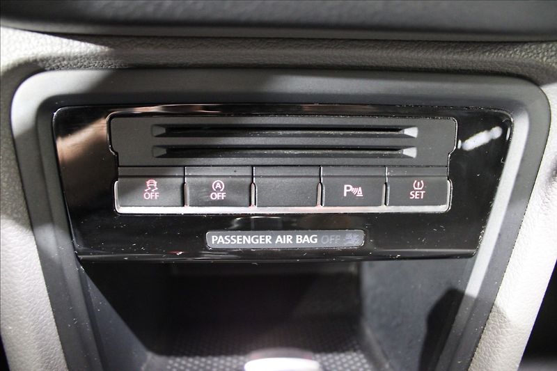 Volkswagen Sharan 2,0 TDI - fotka 25 z 29
