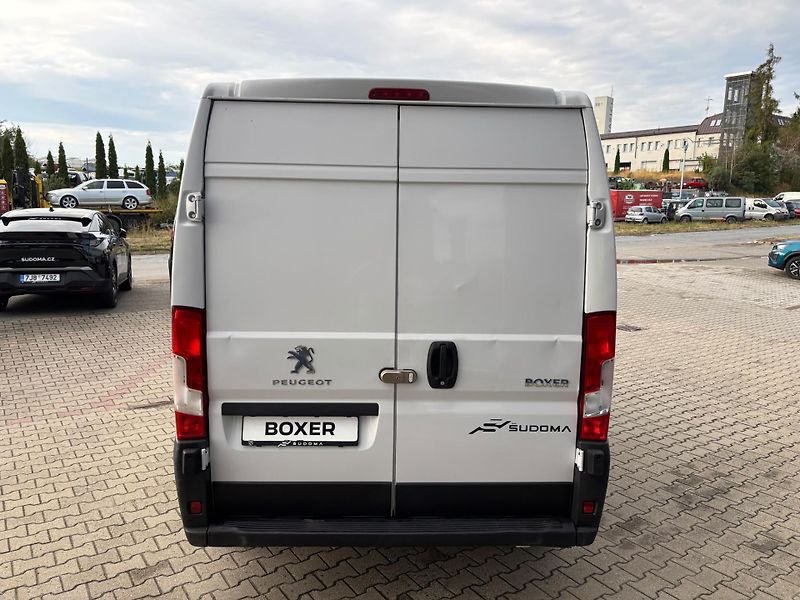 Peugeot Boxer (2022) Furgon L2H2 140k MAN6 - fotka 6 z 19