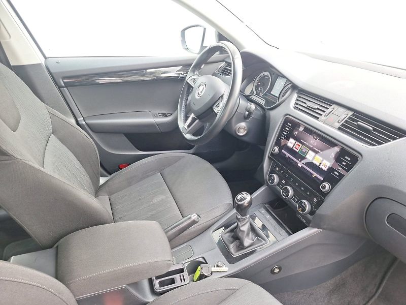 Škoda Octavia (2018) 1.6 TDI / 85 kW / 5MP / Style - fotka 14 z 30