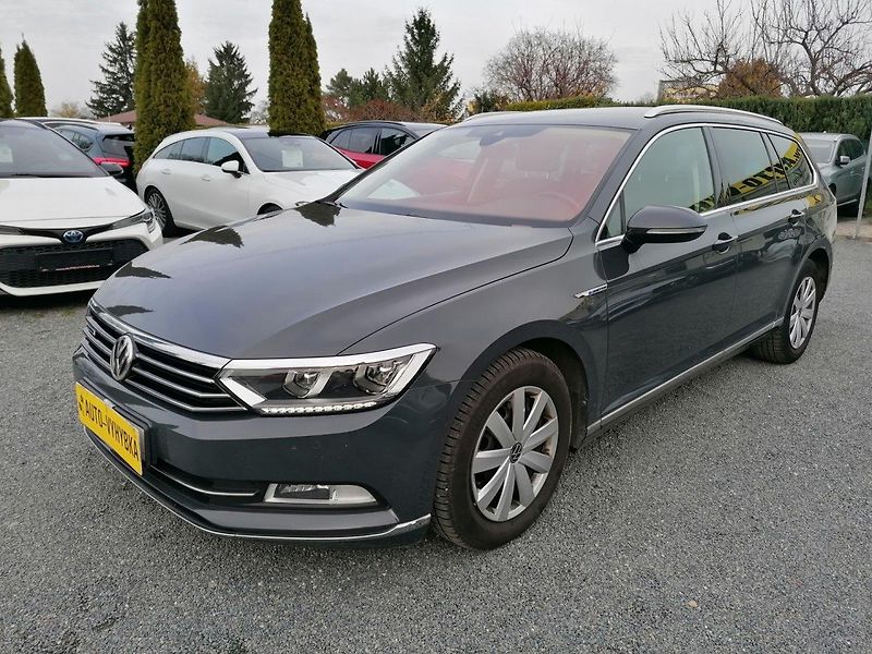 Volkswagen Passat (2016) 2.0 TDi DSG Highline,LED - fotka 2 z 27