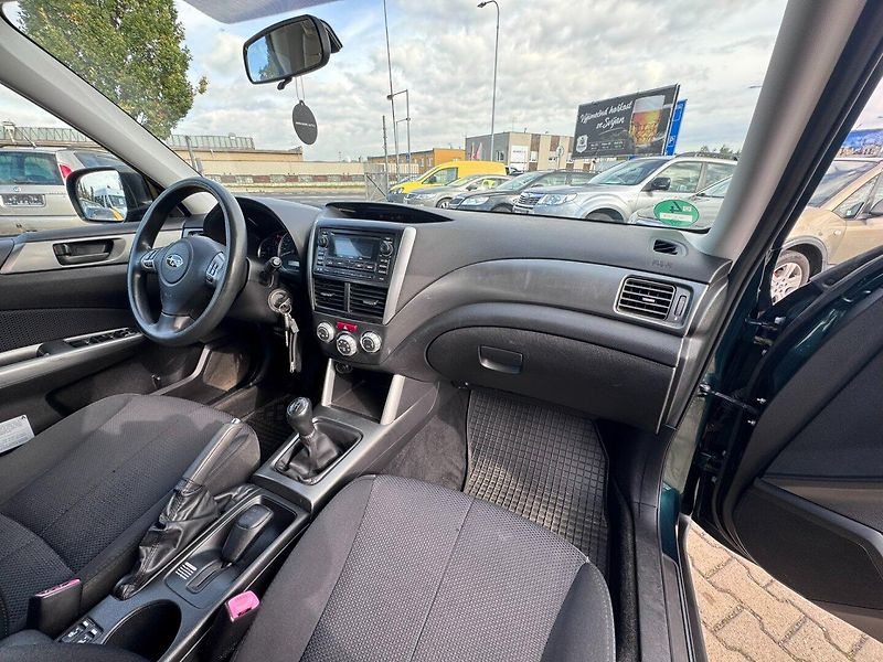 Subaru Forester (2011) 4X4 2,0i 110 KW KOLA TAŽNÉ - fotka 40 z 47