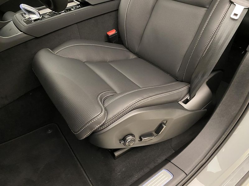 Volvo XC90 (2026) T8 AWD Plug-in BRIGHT ULTRA - fotka 33 z 77